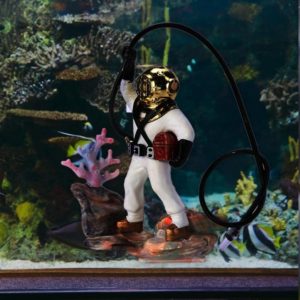 Aquarium Decoration Treasure Hunt Man Landscaping Pneumatic Toy Underwater Fish Tank Decor Necessary Aquatic Pet Accessories